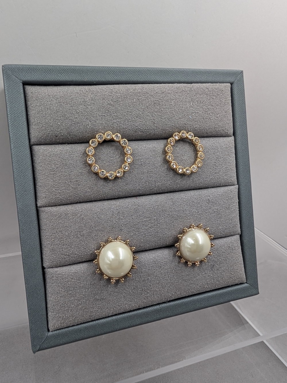 J.Crew 2-Pair Stud Bundle Pearl Sunburst + PavĂŠ Crystal Circle | M264